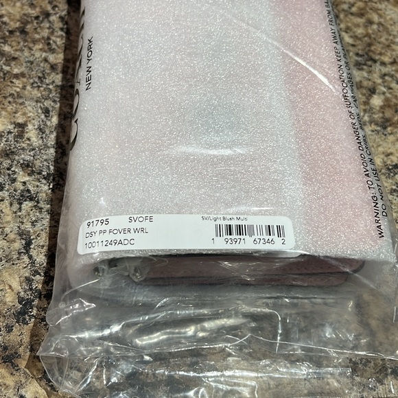 Coach Foldover Wristlet With Daisy Appliqué - Picture 2 of 10